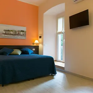 Poppy House Roma